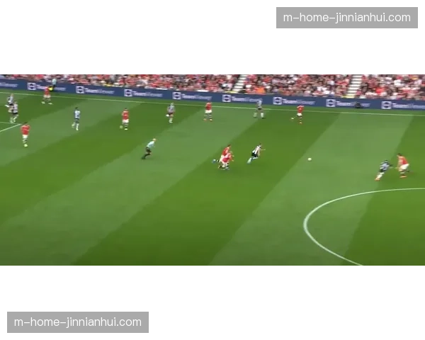 阵型动态切换常态化 进攻时3241与防守442转换研究 阵型动态切换常态化 进攻时3241与防守442转换研究